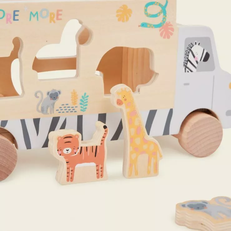Personalised Safari Shape Sorter FSC®