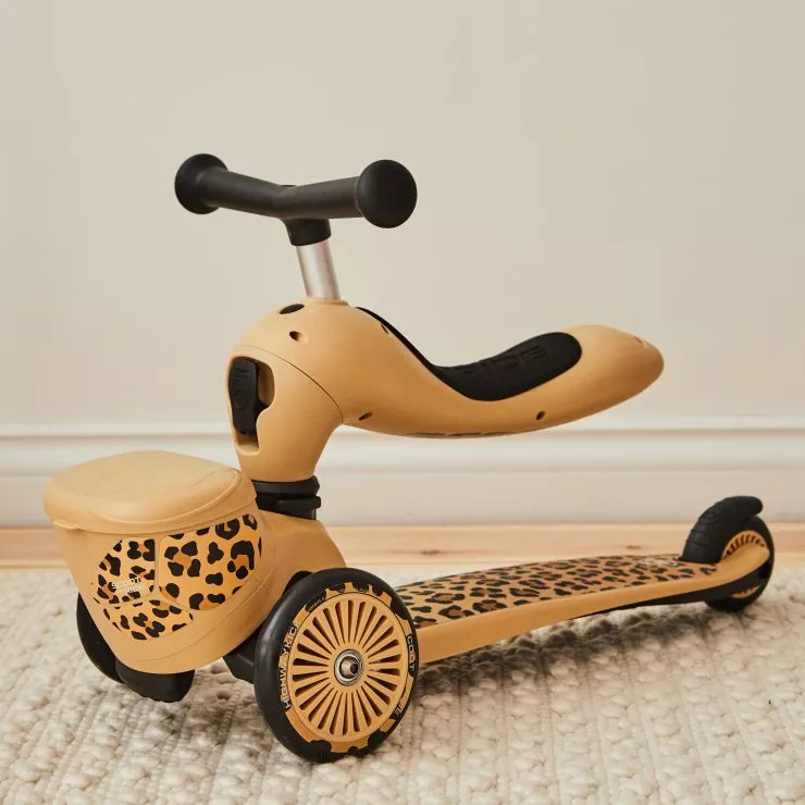 Leopard Scoot and Ride Highway Kick 1 Scooter