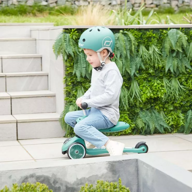 Personalised Scoot and Ride Green Highway Kick 1 Scooter & Helmet Gift Set